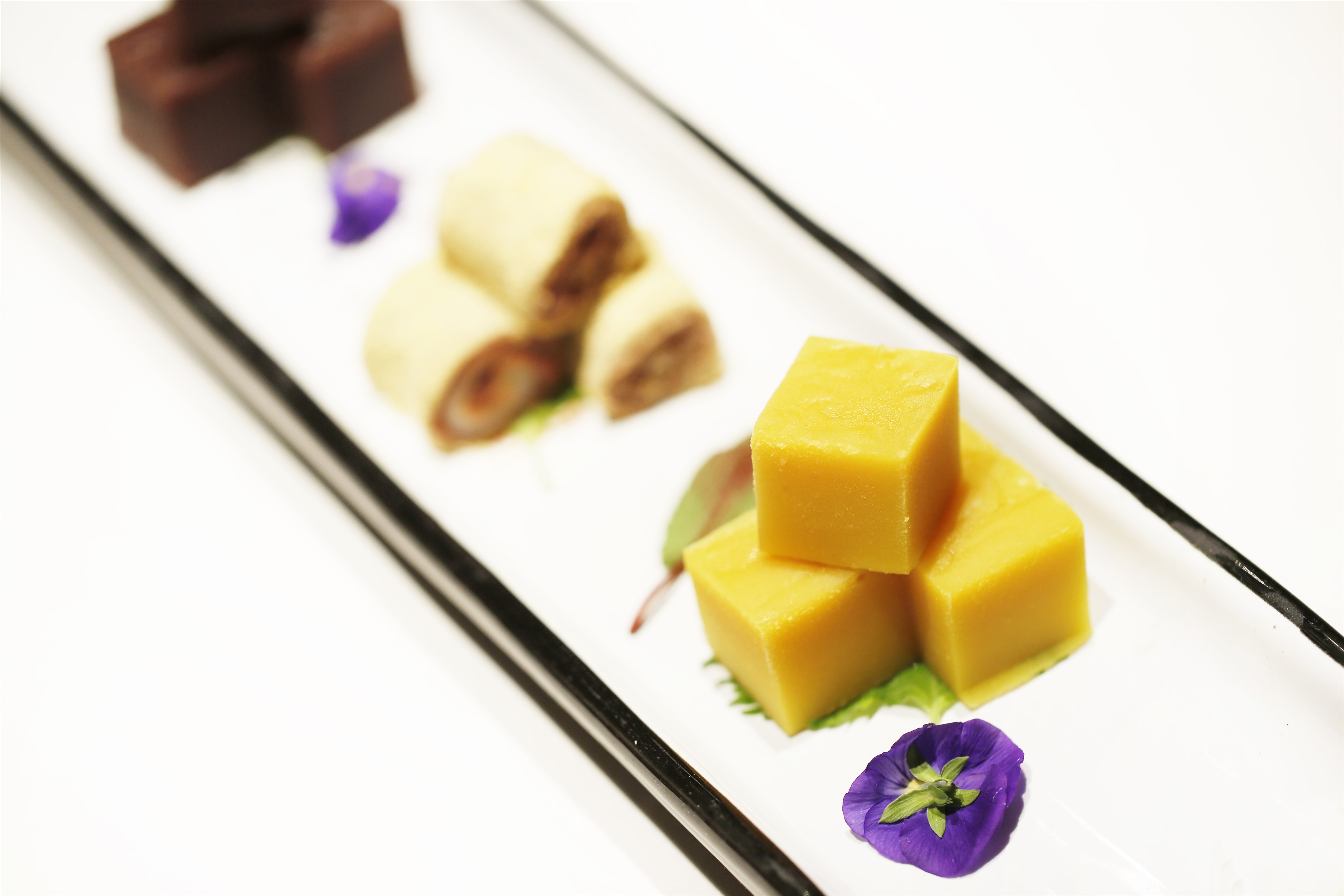 QJ9123709895.jpg QJ9123709895.jpg