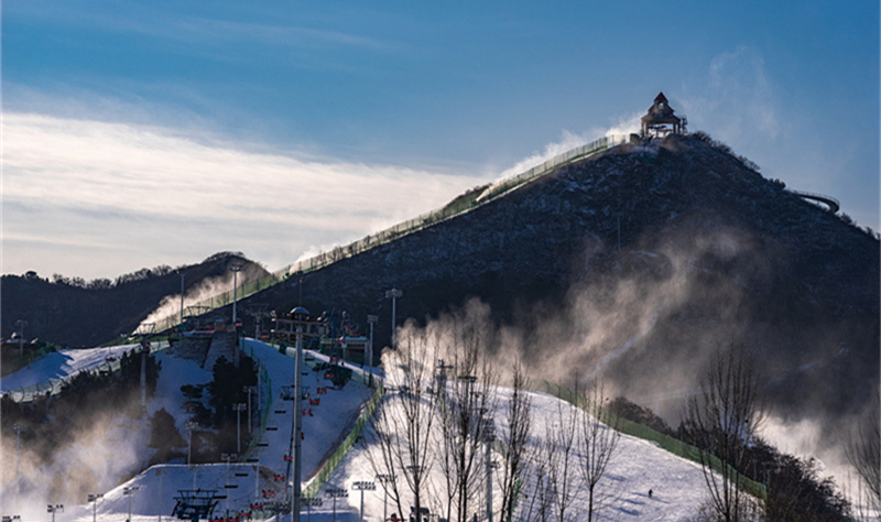 南山滑雪场.jpg